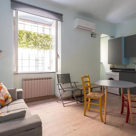 Lejlighed 193gramsci Comfort 2 2 Guests Center Location Near Ferries And Portovenere Bus Flexible Space With Adjacent Unit